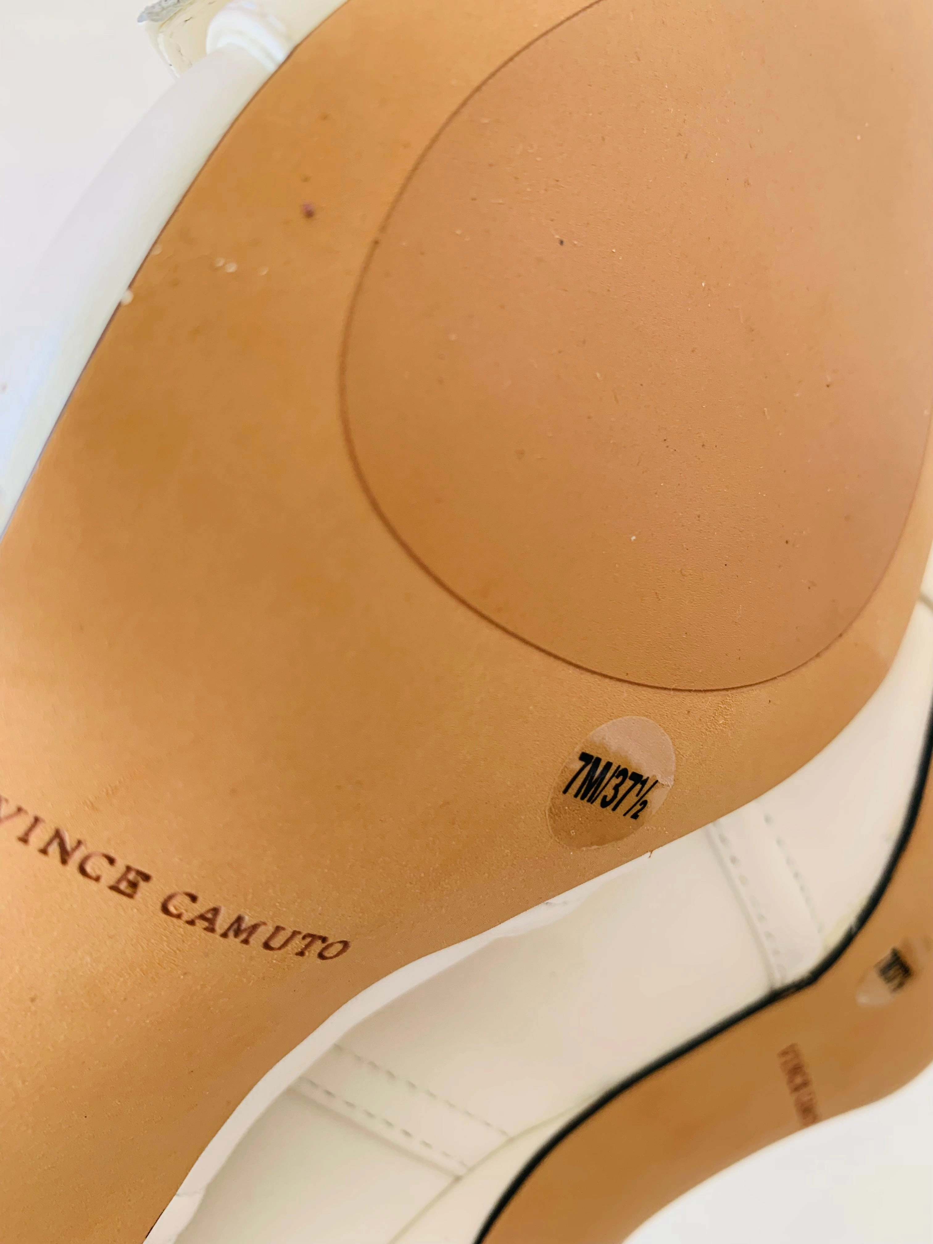 Vince Camuto Womens Krydel Kitten Heel White Leather Ankle Bootie Size 7 Stella Mccartney Adidas Tennis Shoes