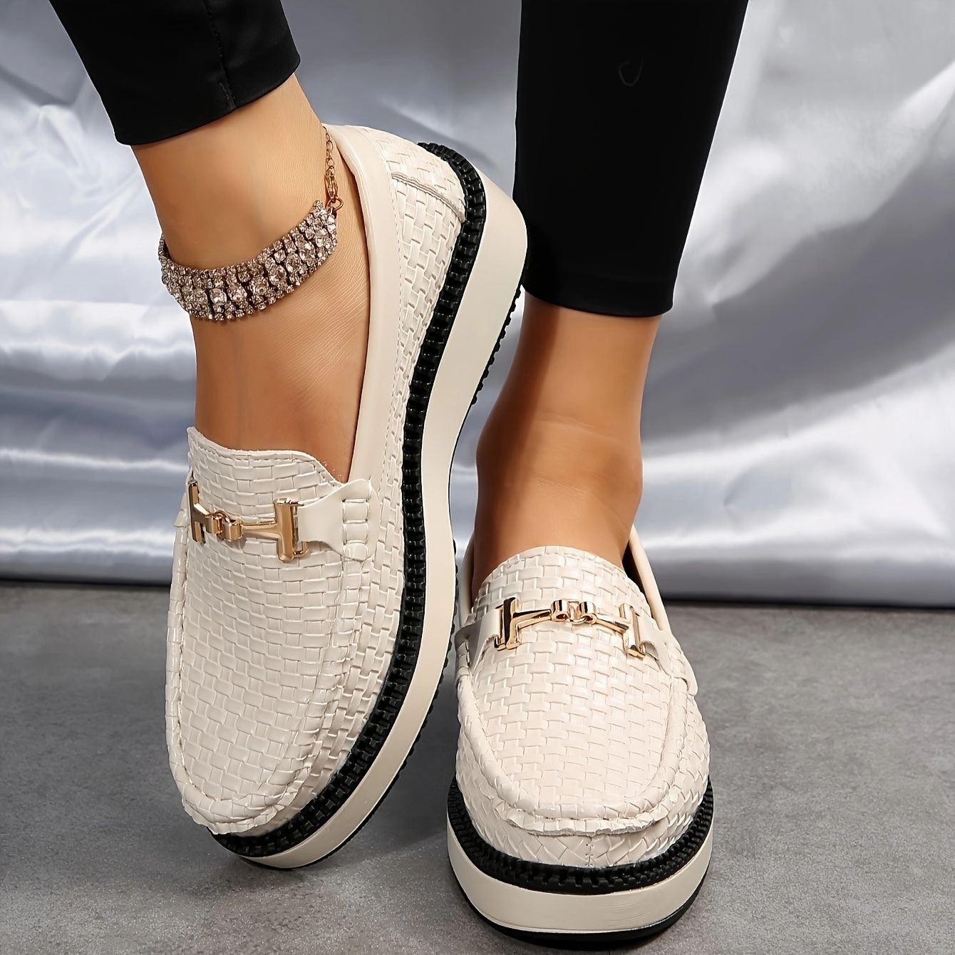 Women's Braided Textured Loafers, Buckle Decor Round Toe Shoes Wool Loafers