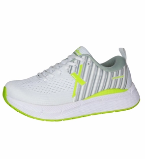 WOMEN'S STEADFAST RUNNING SHOES - MEDIUM WIDTH Cast Of Sneakers