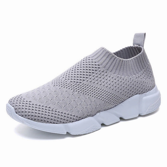 Women Shoes 2019 New Flyknit Sneakers Women Breathable Slip On Flat Shoes Soft Bottom White Sneakers Casual Women Flats Krasovki For Flat And Wide Feet