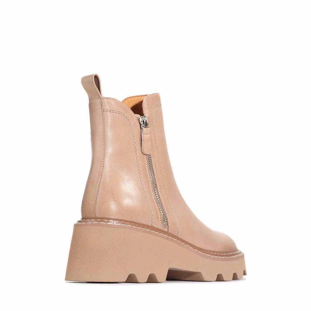 EOS Bae Leather Boot - Taupe Adidas 4dfwd 2 Running Shoes