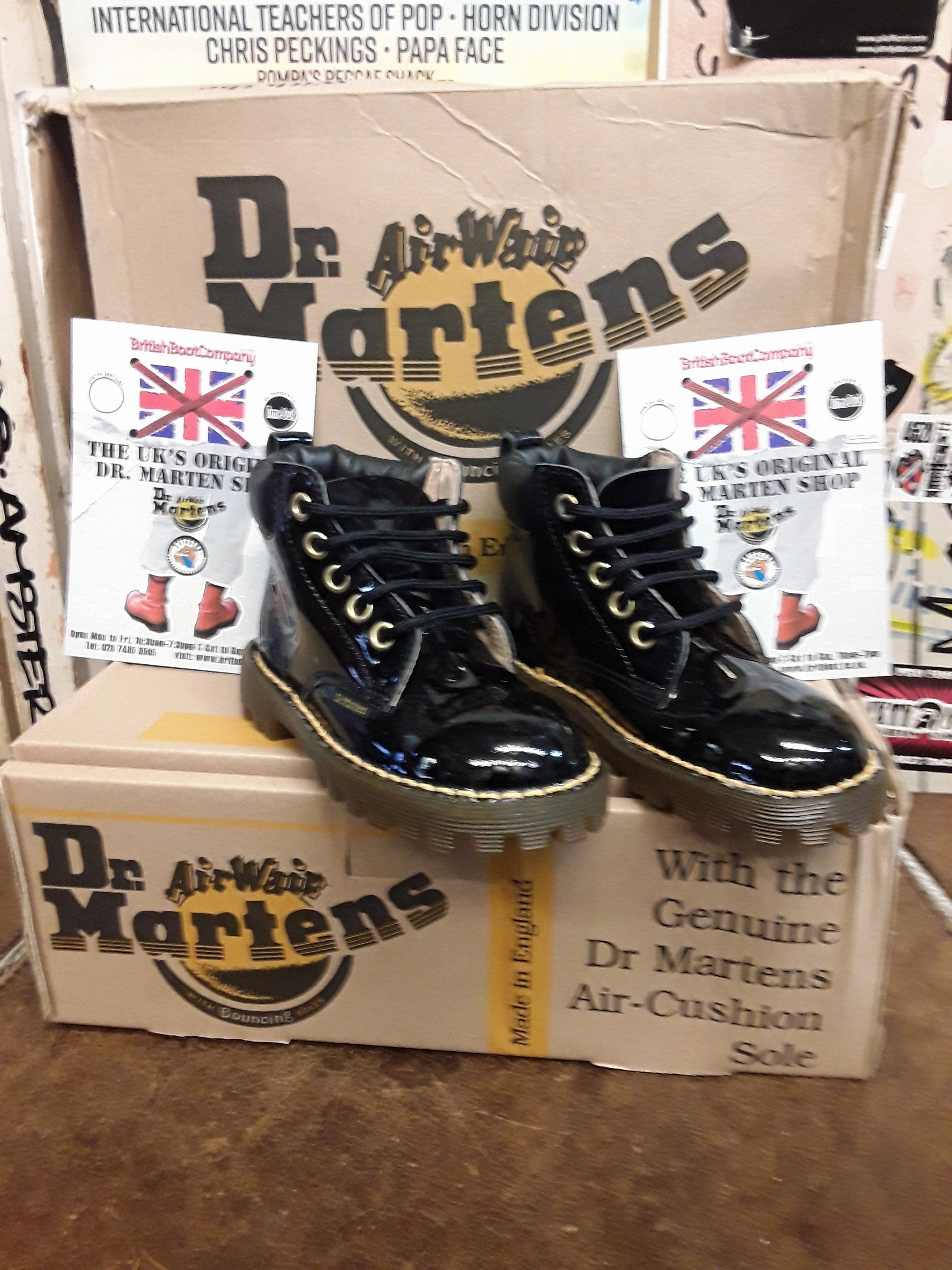 Dr Martens Kids, Made in England 90's, Black Ankle Boots Patent, Size UK 8 / EUR26 Best Place To Buy Work Boots