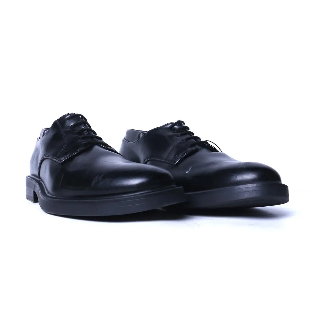 Wingtips Dress Shoes ZARA. .
