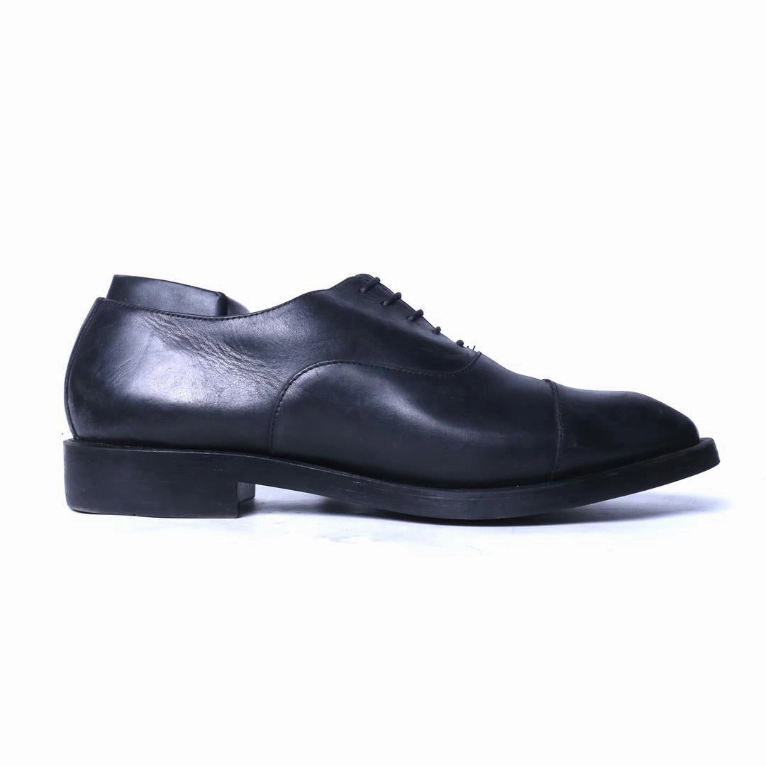 ZARA. . Soft Bottom Dress Shoes