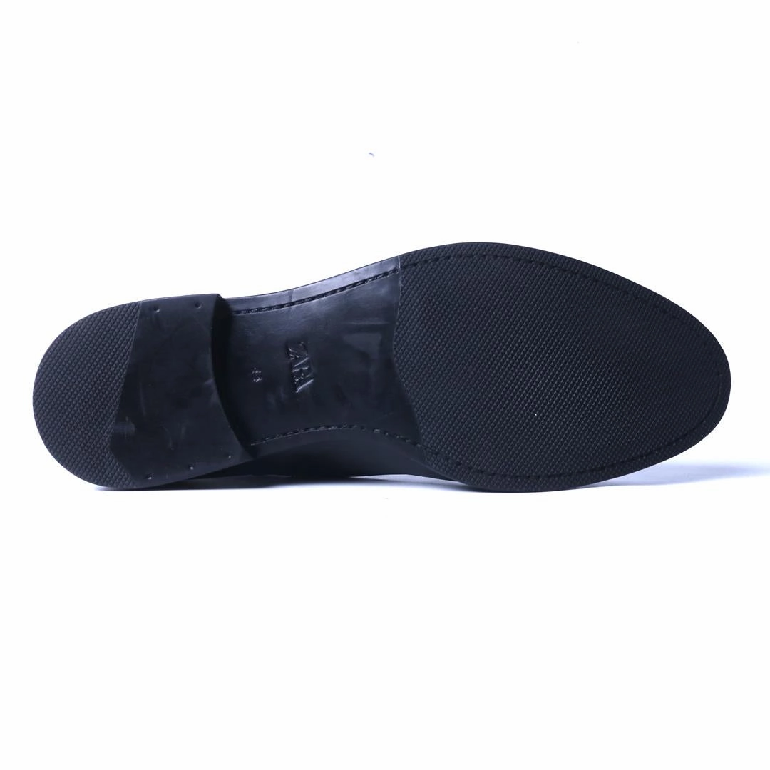 Best Shoes To Dress Up Or Down ZARA. .